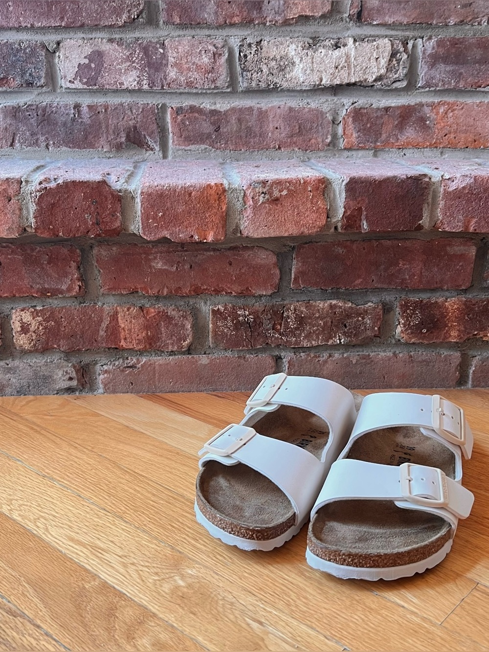 Birkenstock Eggshell White Ivory Cream Arizona Birko-Flor® Sandals NARROW FIT